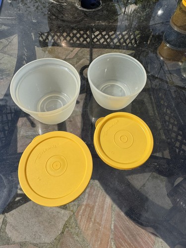 Rar shake tupperware - shake, it